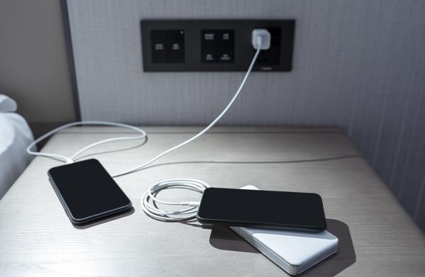 手機整夜充電可行嗎？有啥注意事項？這幾點要掌握